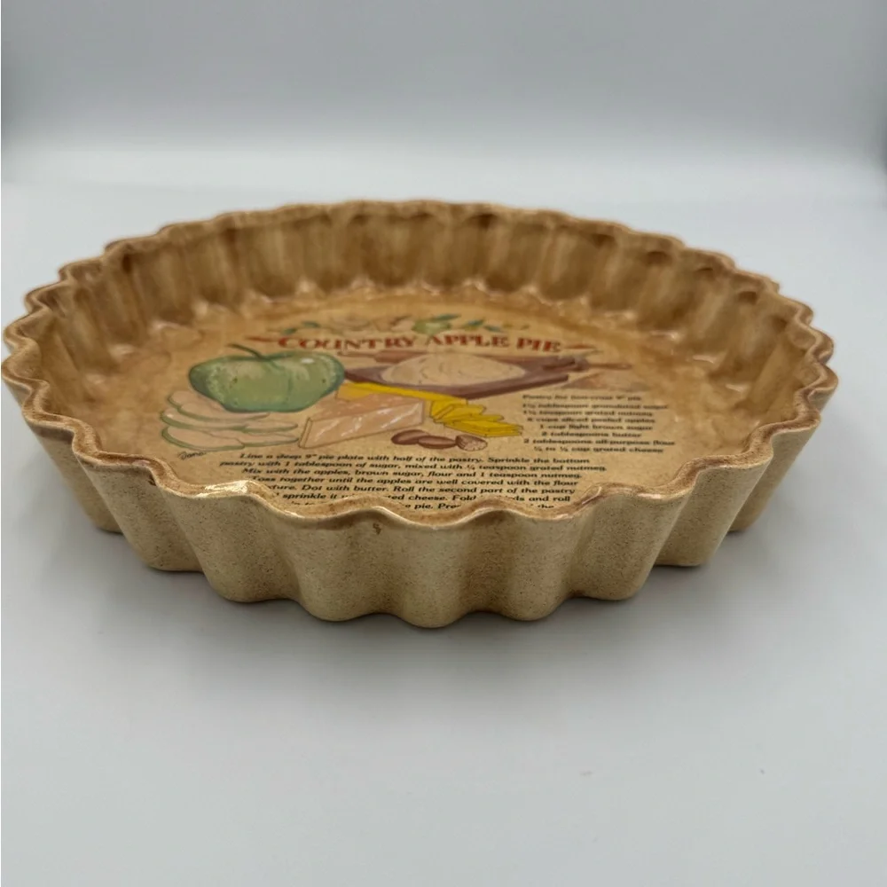Vintage CeramiCorner Apple Pie Plate Recipe Dish‎ 1982 Fluted Pan